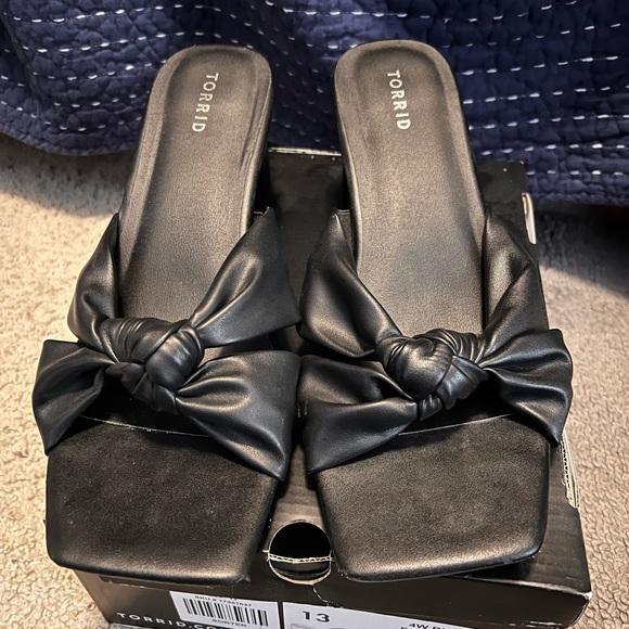 Leather Tie Slide - Picture 1 of 4